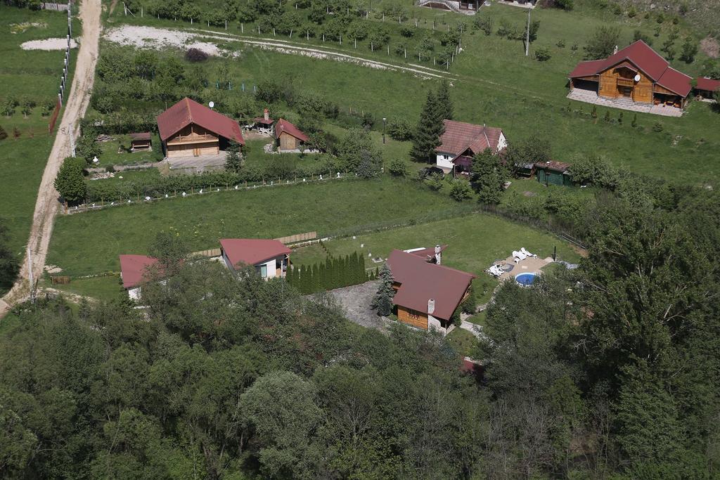 Studiouri Valisoara Exterior photo
